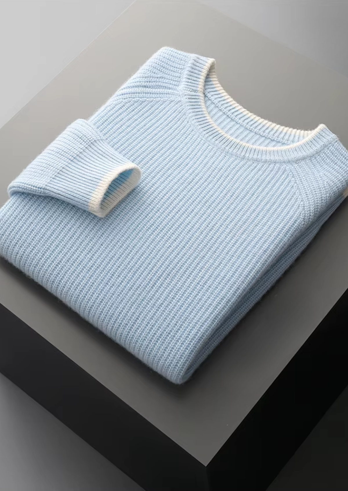 Pure Extra-Fine Merino Wool Two Tone Crewneck | Roccella