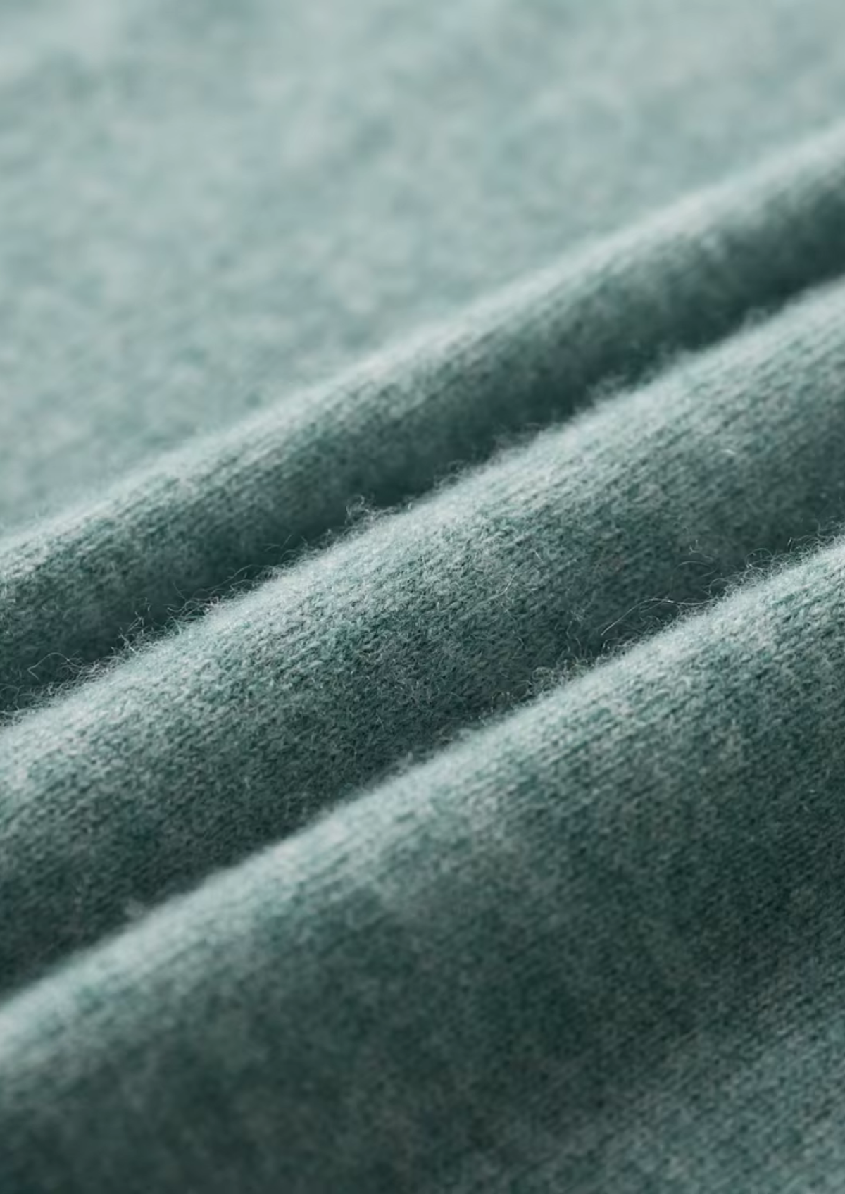 Premium Cashmere Classic Crewneck T-Shirt - Verdant Slate | Roccella