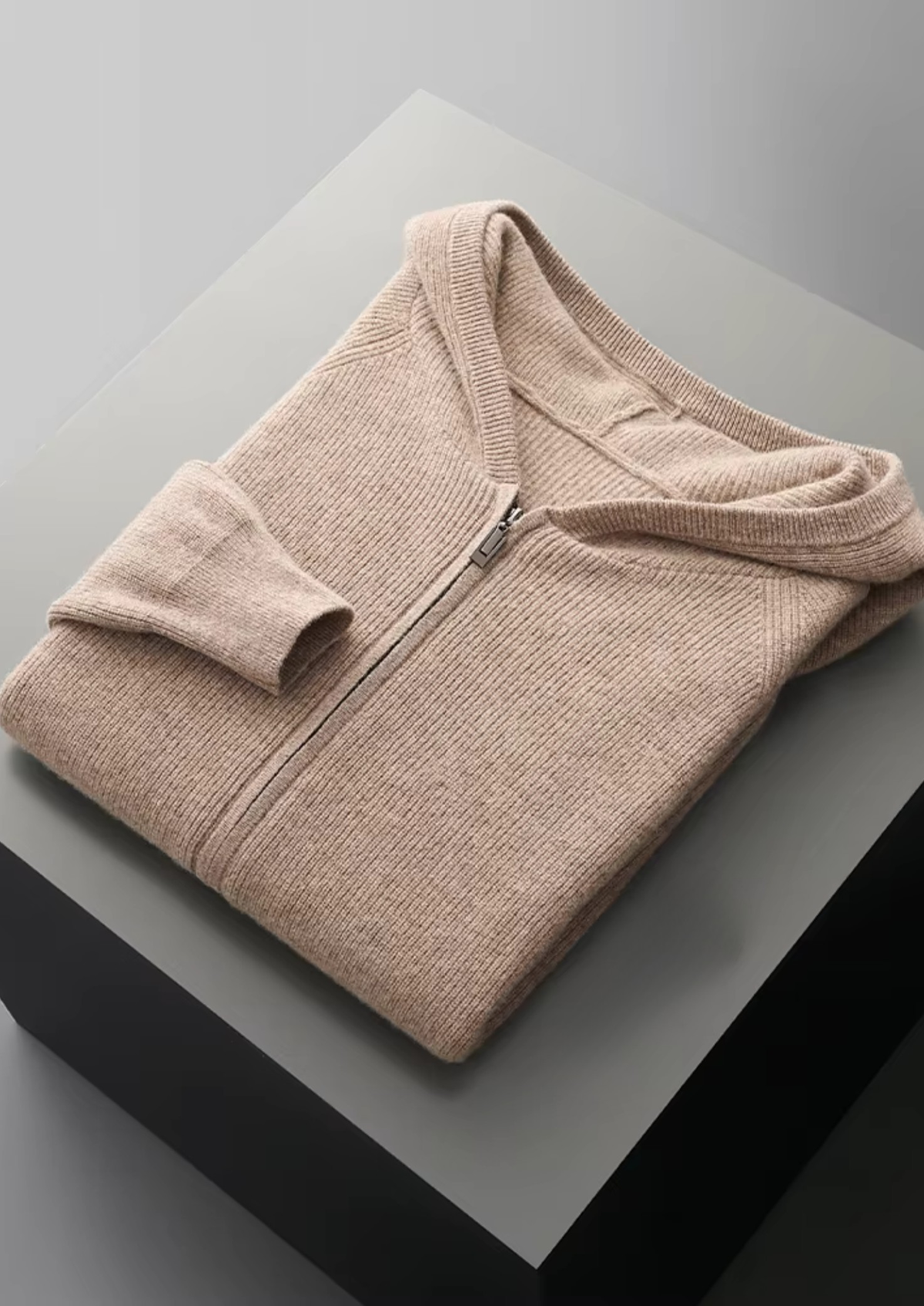Pure Extra-Fine Merino Wool Ribbed Zip Hoodie | Roccella