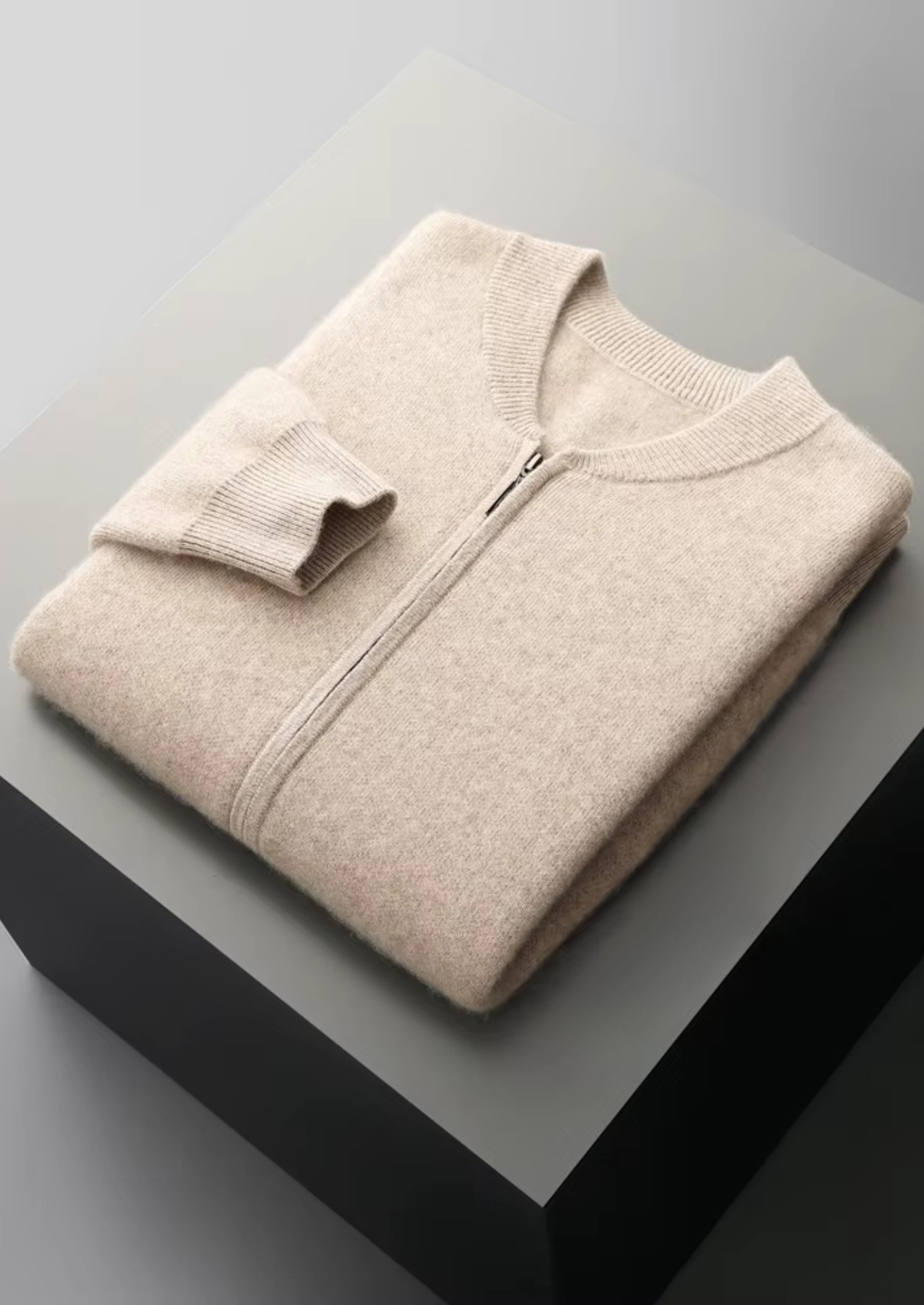Pure Extra-Fine Merino Wool V-Neck Cardigan | Roccella