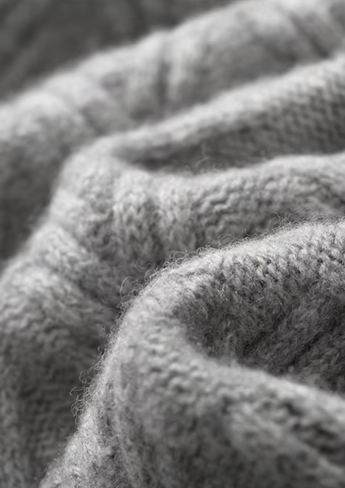Pure Extra-Fine Merino Wool Herringbone Crewneck | Roccella