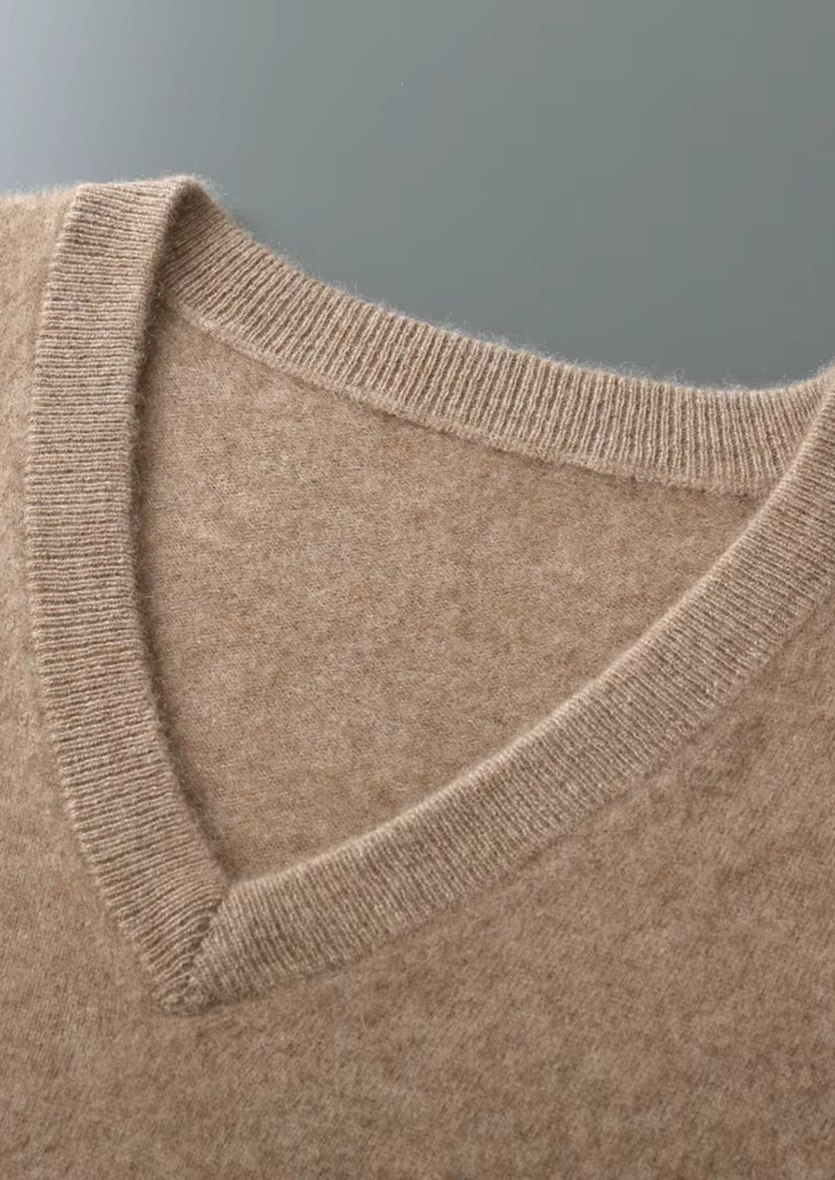 Pure Extra-Fine Merino Wool V-Neck Vest | Roccella