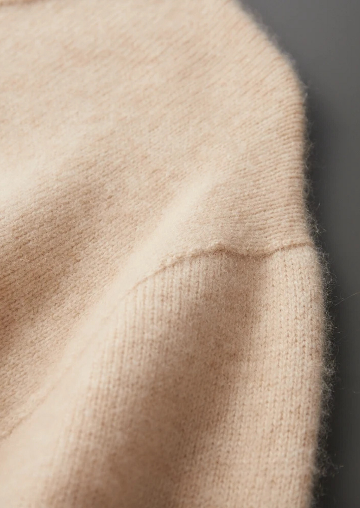 Pure Extra-Fine Merino Wool Classic Crewneck | Roccella