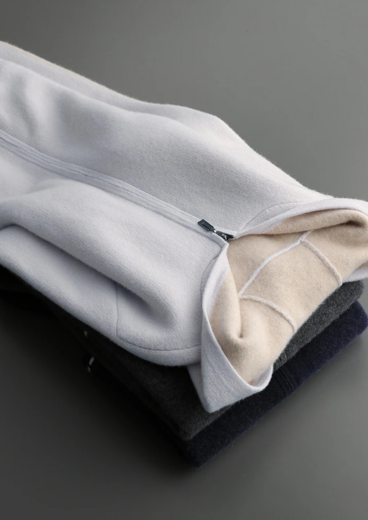 Premium Cashmere Two-Tone Zipper Hoodie | Roccella