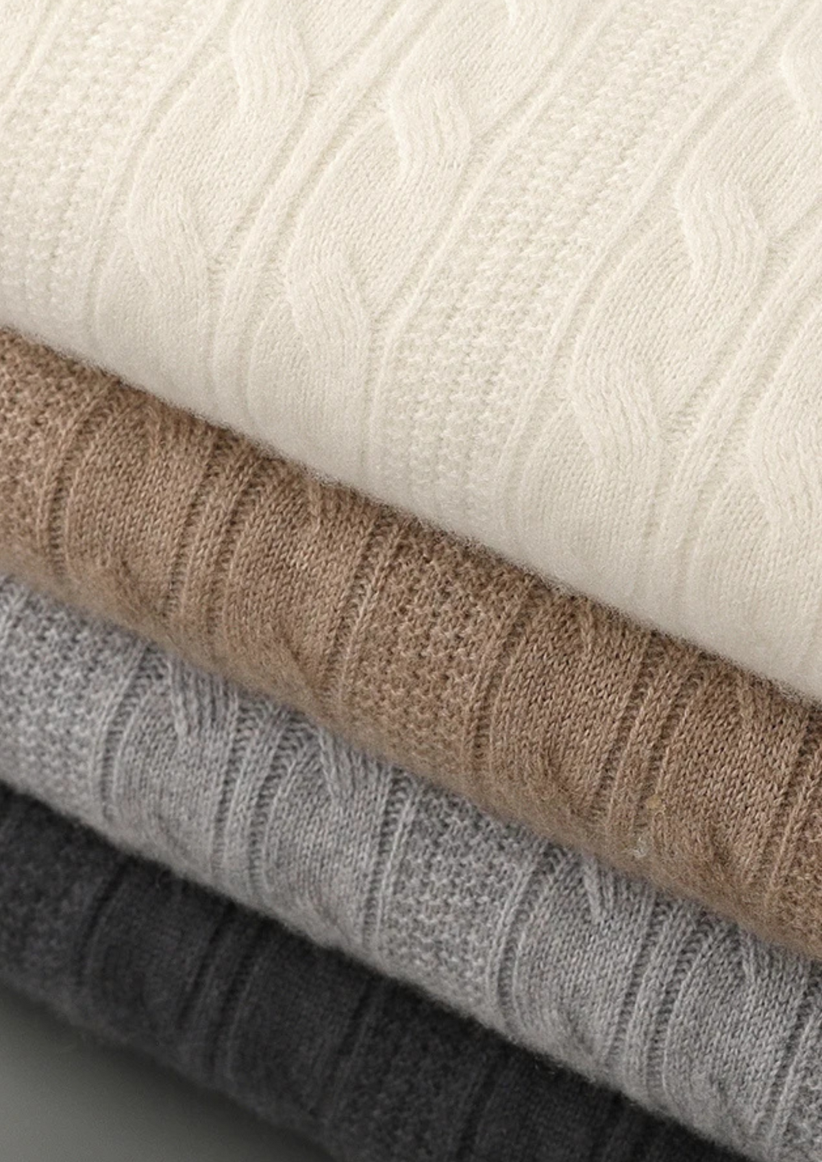 Pure Extra-Fine Merino Wool Cable Crewneck | Roccella
