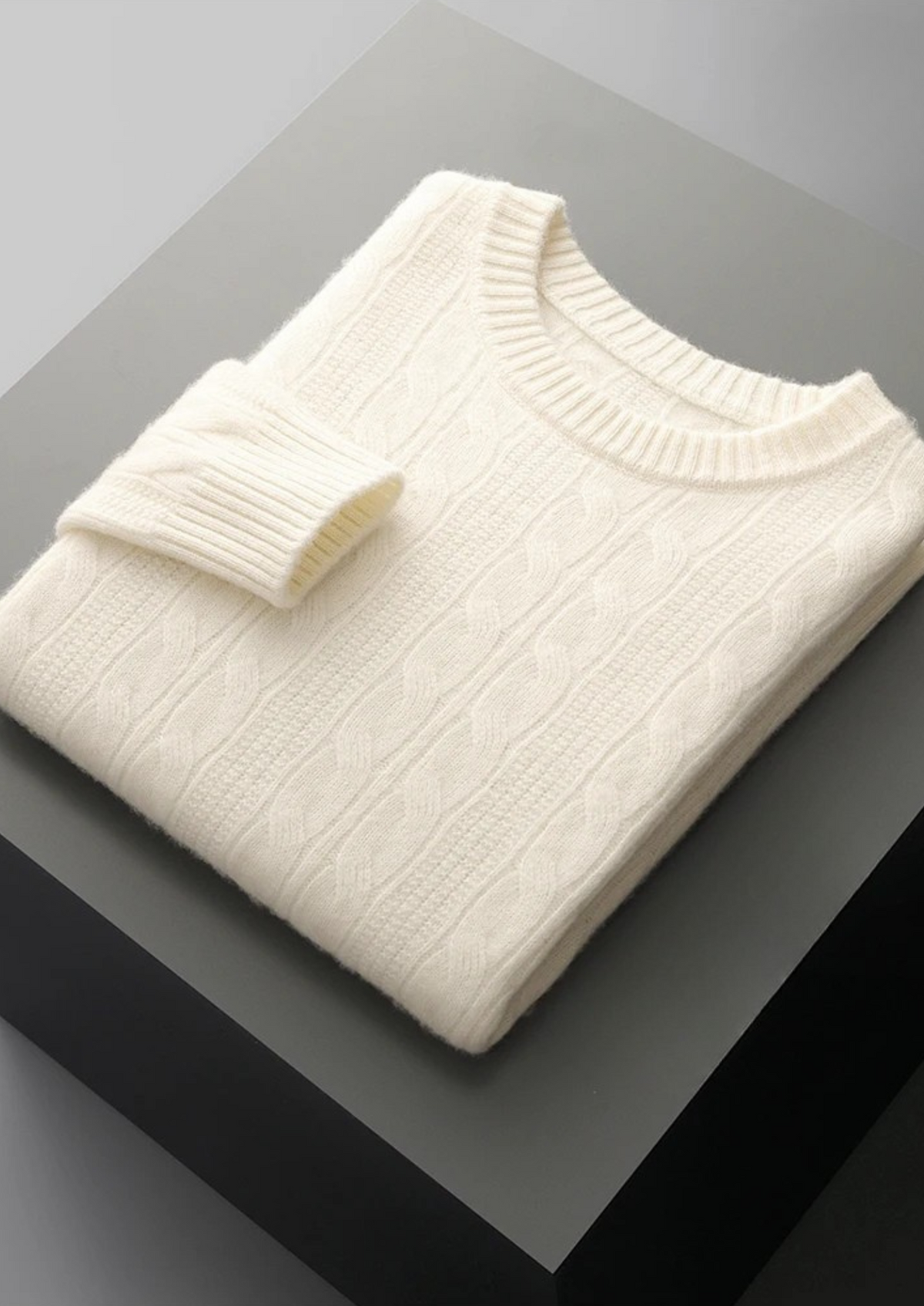 Pure Extra-Fine Merino Wool Cable Crewneck | Roccella