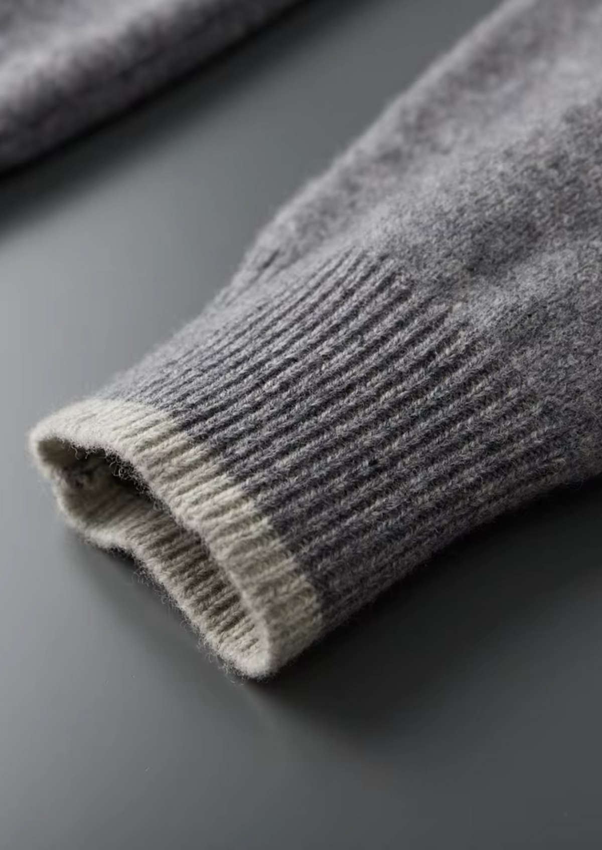 Pure Extra-Fine Merino Wool Two Tone Set | Roccella