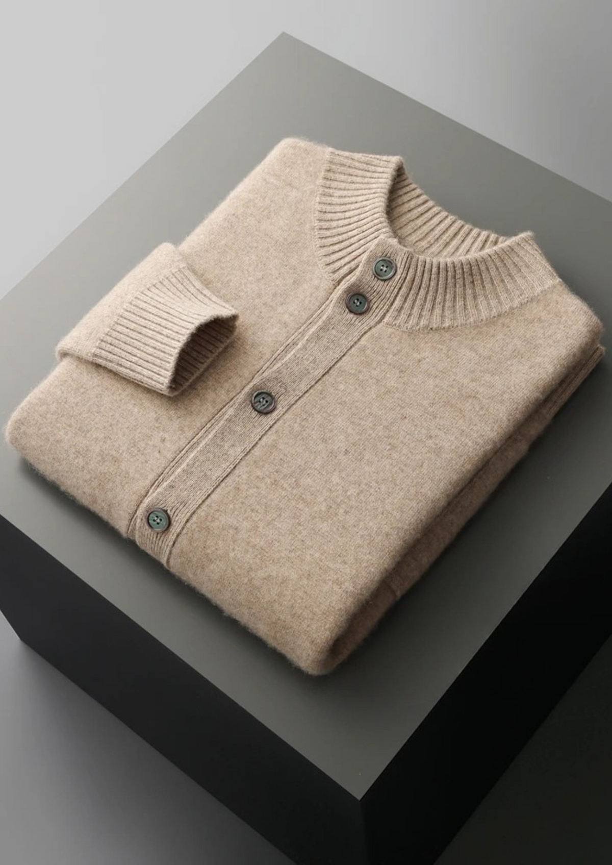 Premium Cashmere Button Cardigan | Roccella