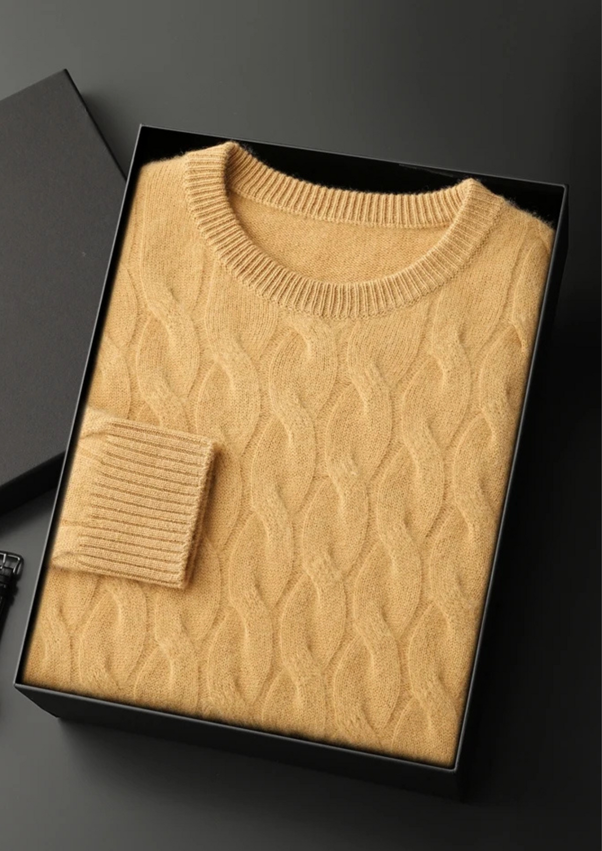 Premium Cashmere Cable Crewneck | Roccella