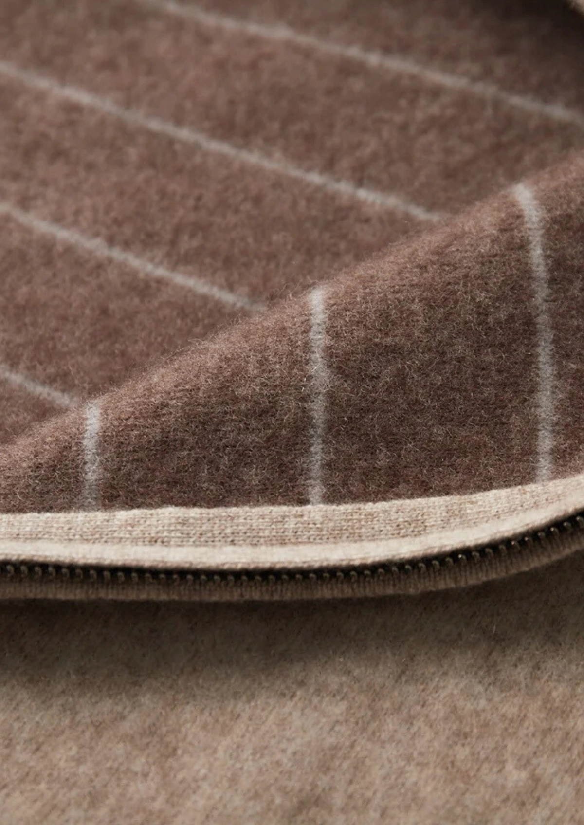 Premium Cashmere Two Tone Zip Cardigan | Roccella