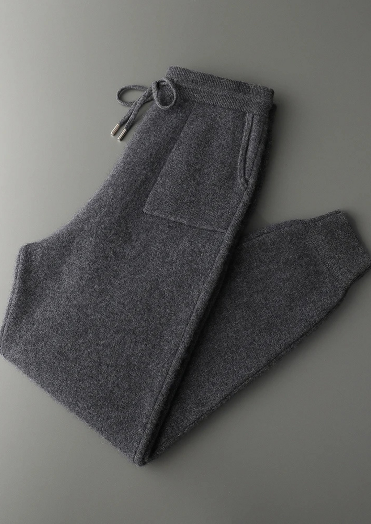 Premium Cashmere Dark Gray Alain Leisure Set | Roccella