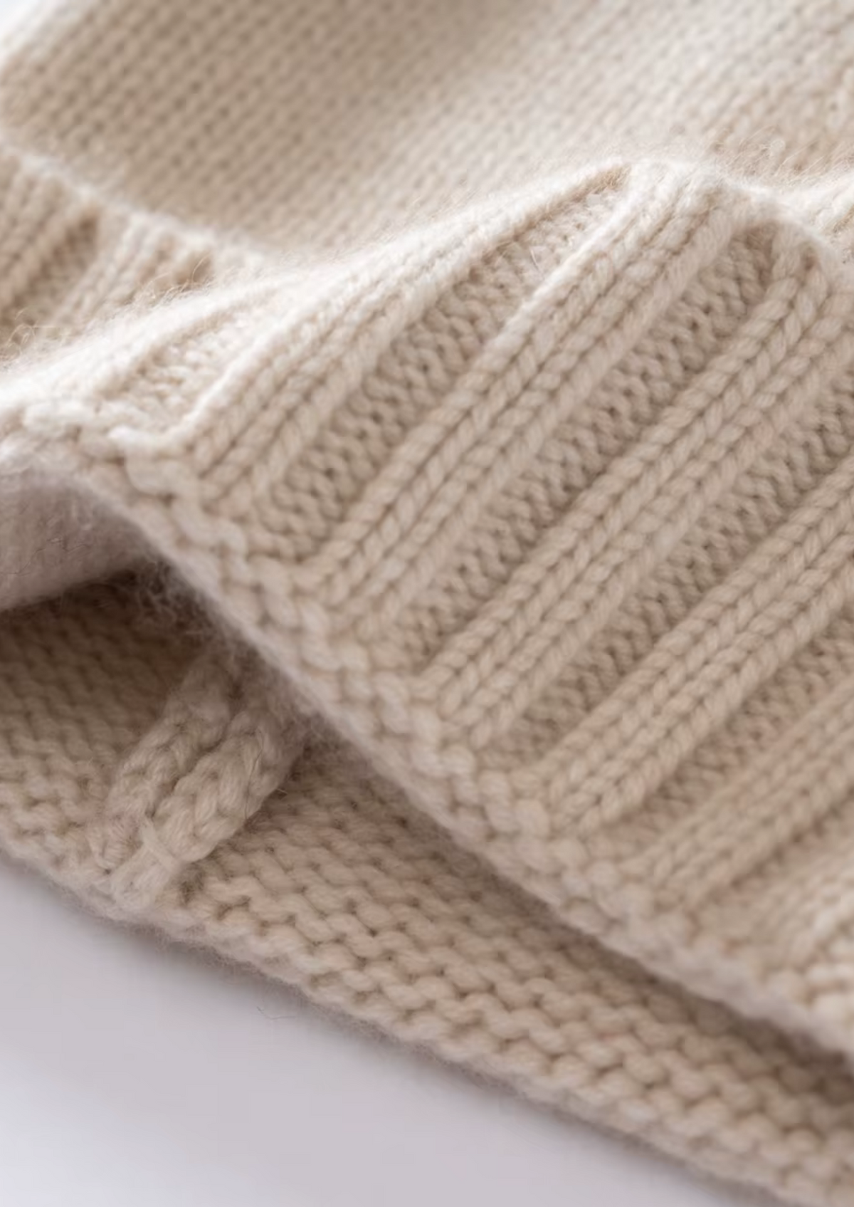 Sand Cashmere Wintertime Beanie | Roccella
