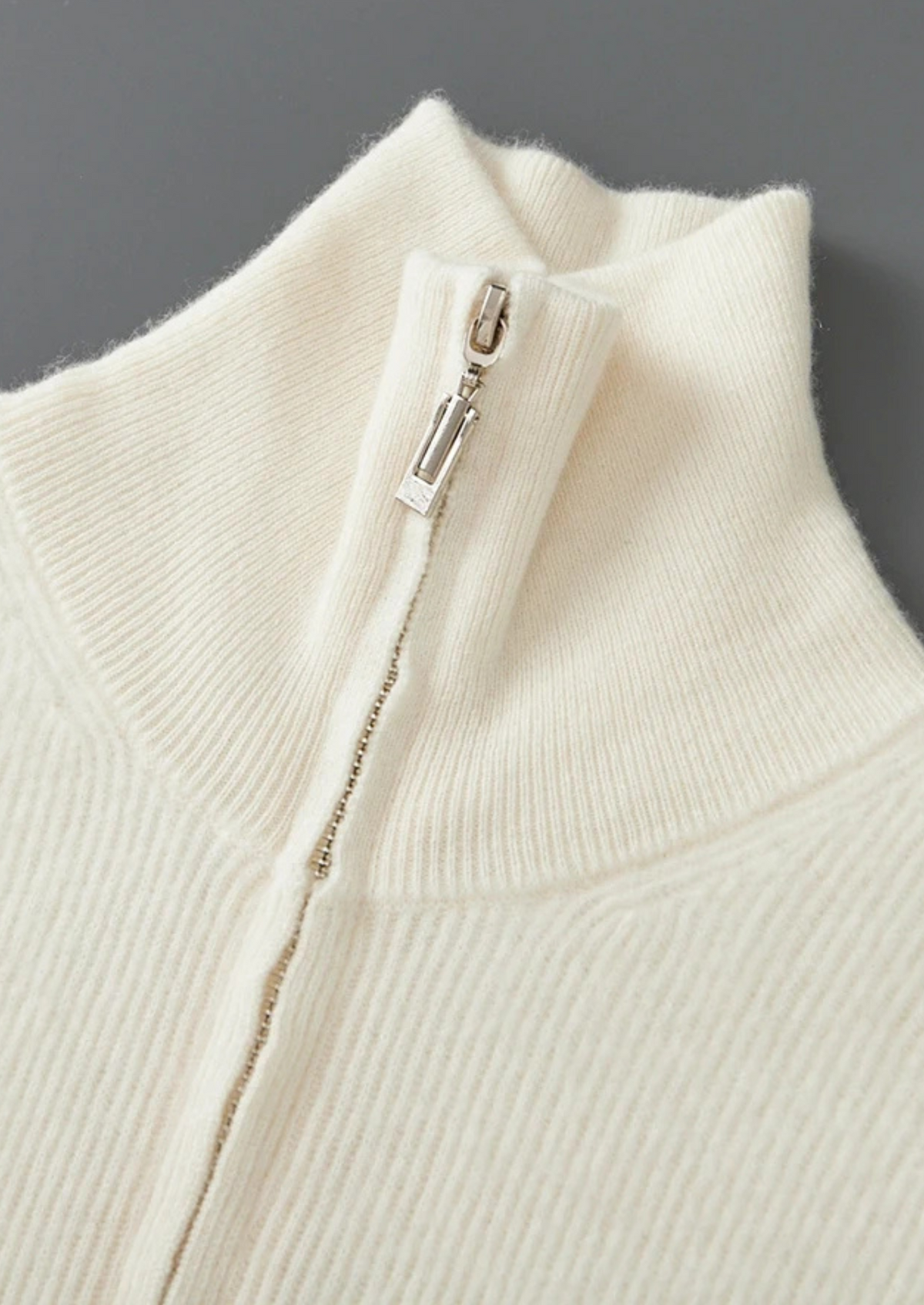 Pure Extra-Fine Merino Wool Ribbed Zipper Cardigan | Roccella