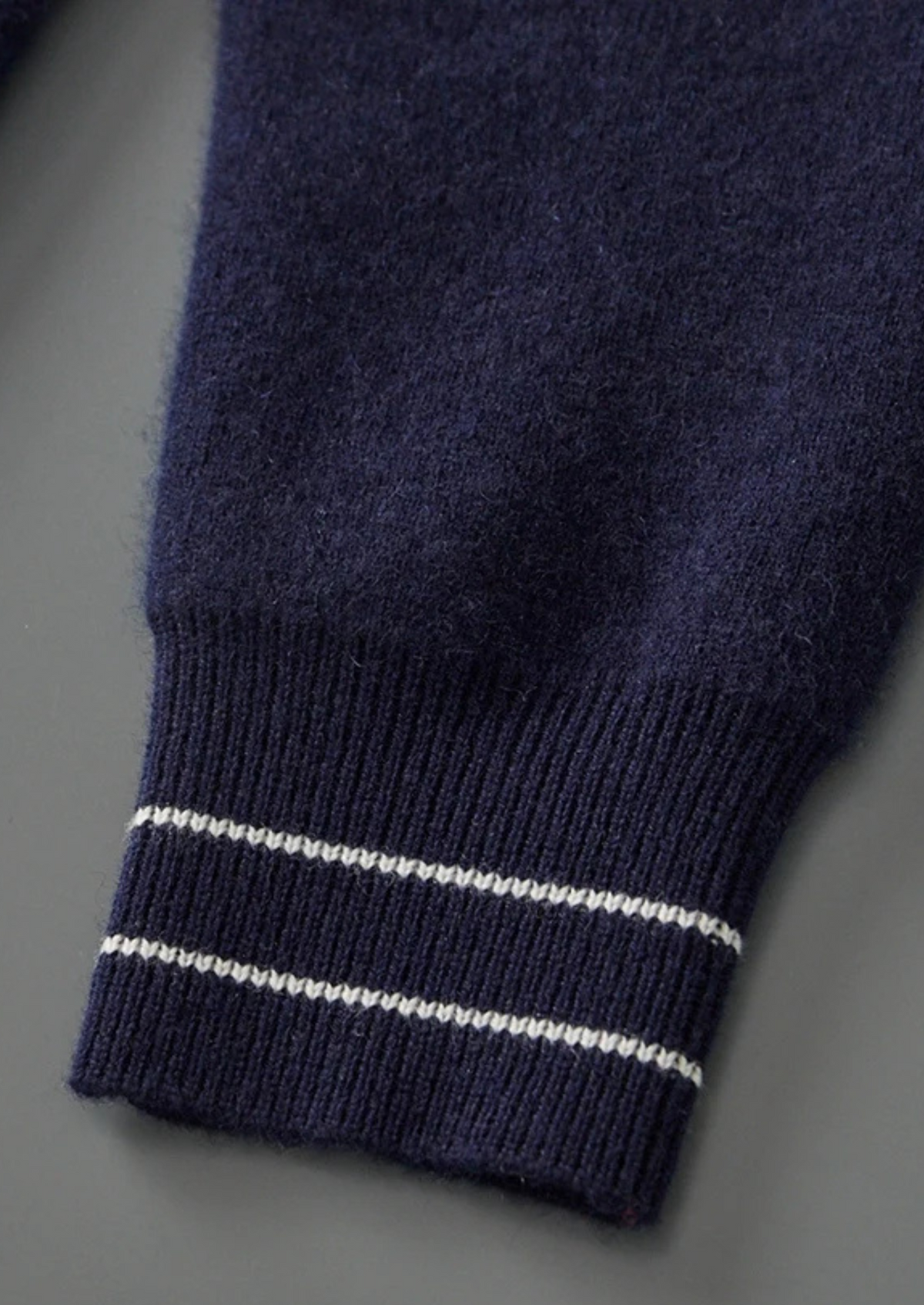 Pure Extra-Fine Merino Wool Two-Tone Polo Cardigan | Roccella
