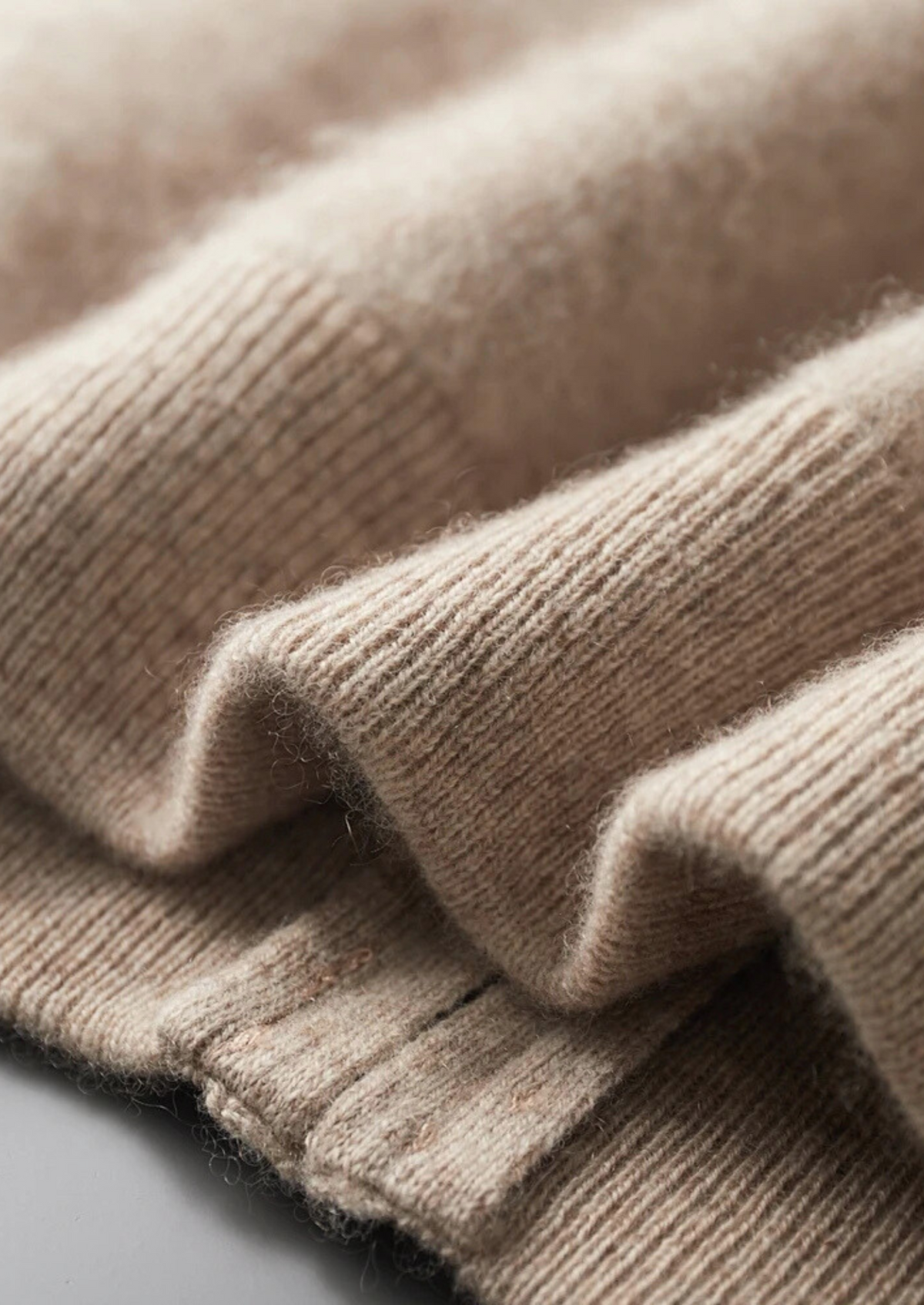 Premium Cashmere Two Tone Zip Cardigan | Roccella