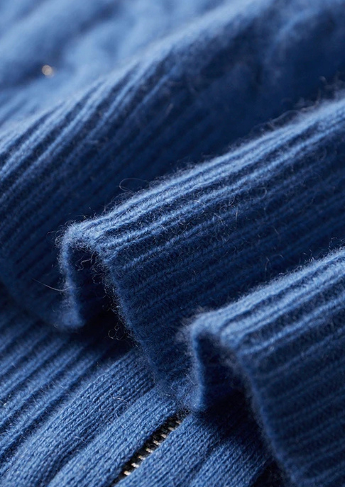 Premium Cashmere Cable Knit Zipper Hoodie | Roccella