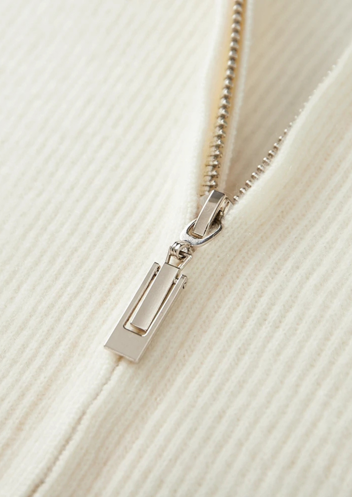 Pure Extra-Fine Merino Wool Ribbed Zipper Cardigan | Roccella