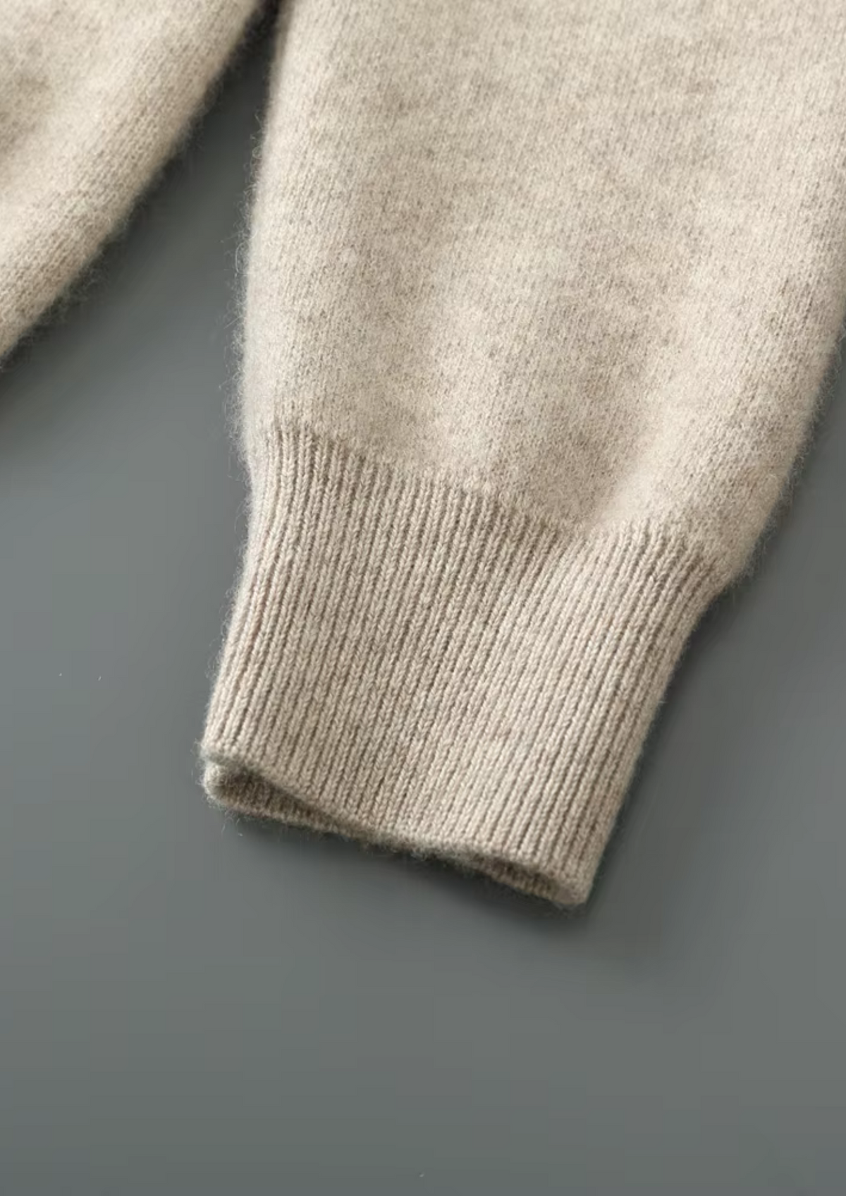 Pure Extra-Fine Merino Wool V-Neck Cardigan | Roccella