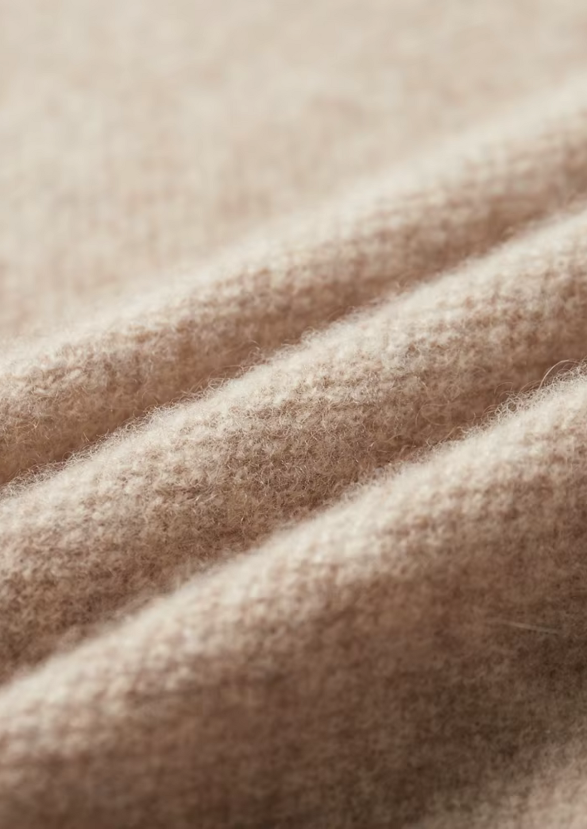 Premium Cashmere Classic Henley Sweater | Roccella