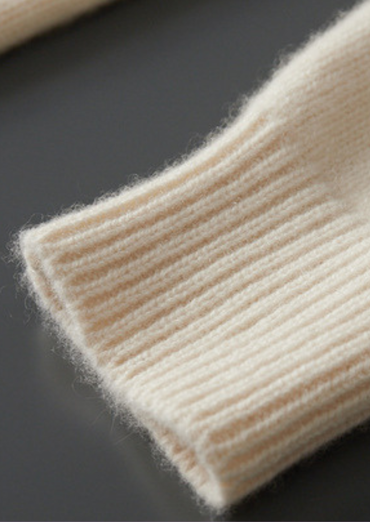 Pure Cashmere Ivory Essential Rollneck | Roccella