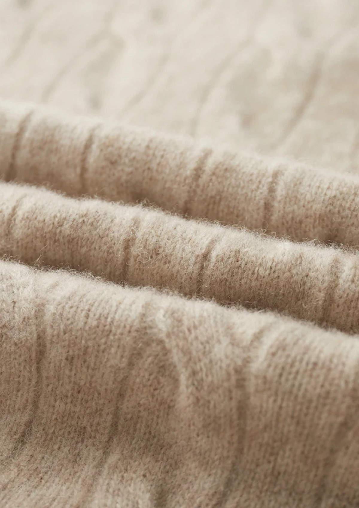 Pure Extra-Fine Merino Wool Cable Half Zip | Roccella