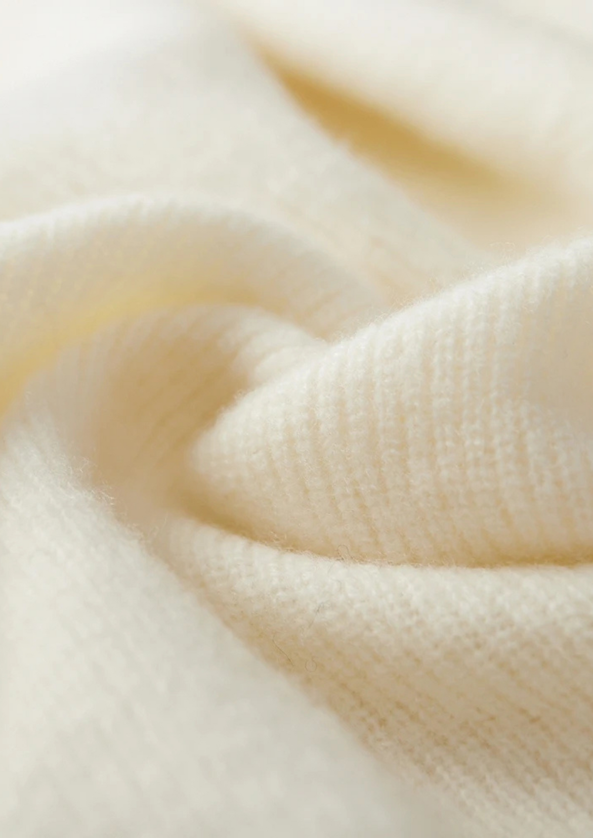 Premium Cashmere Ribbed Half-Zip Sweater | Roccella