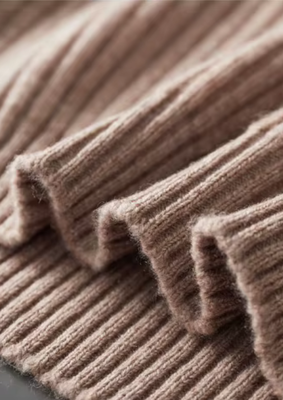 Pure Extra-Fine Merino Wool Ribbed Henley Sweater | Roccella