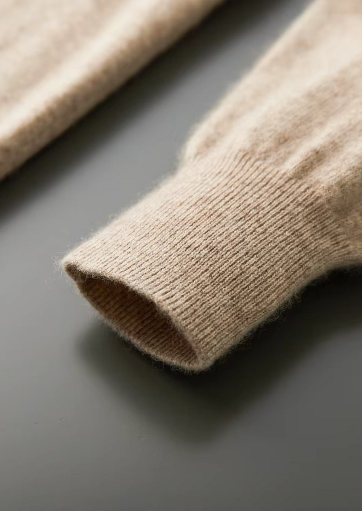 Pure Extra-Fine Merino Wool Classic V-Neck Sweater | Roccella