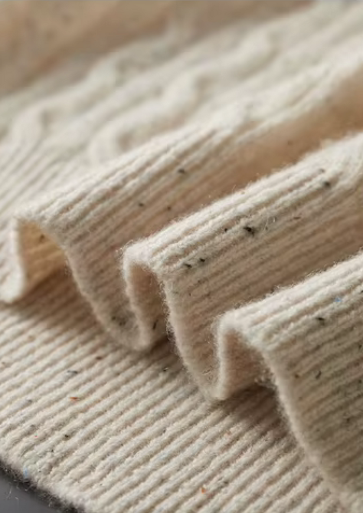 Pure Extra-Fine Merino Wool Nepped Cable Crewneck | Roccella