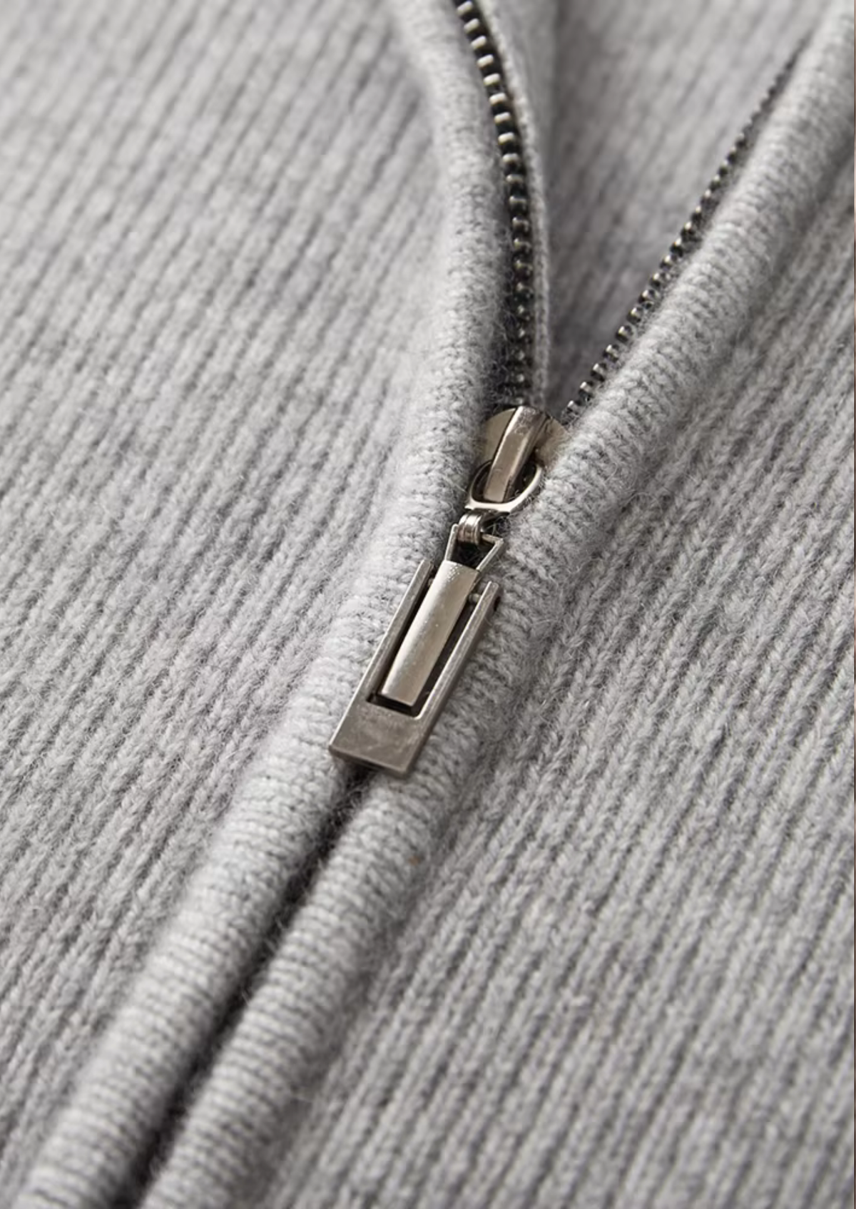 Pure Extra-Fine Merino Wool Ribbed Zip Cardigan | Roccella