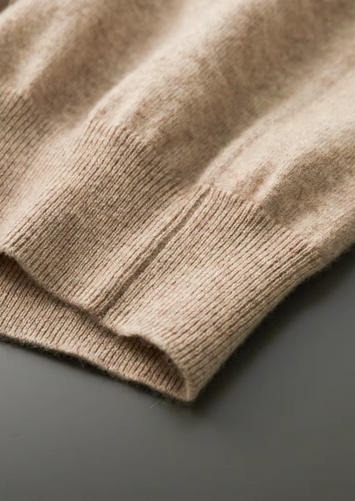 Pure Extra-Fine Merino Wool Classic V-Neck Sweater | Roccella