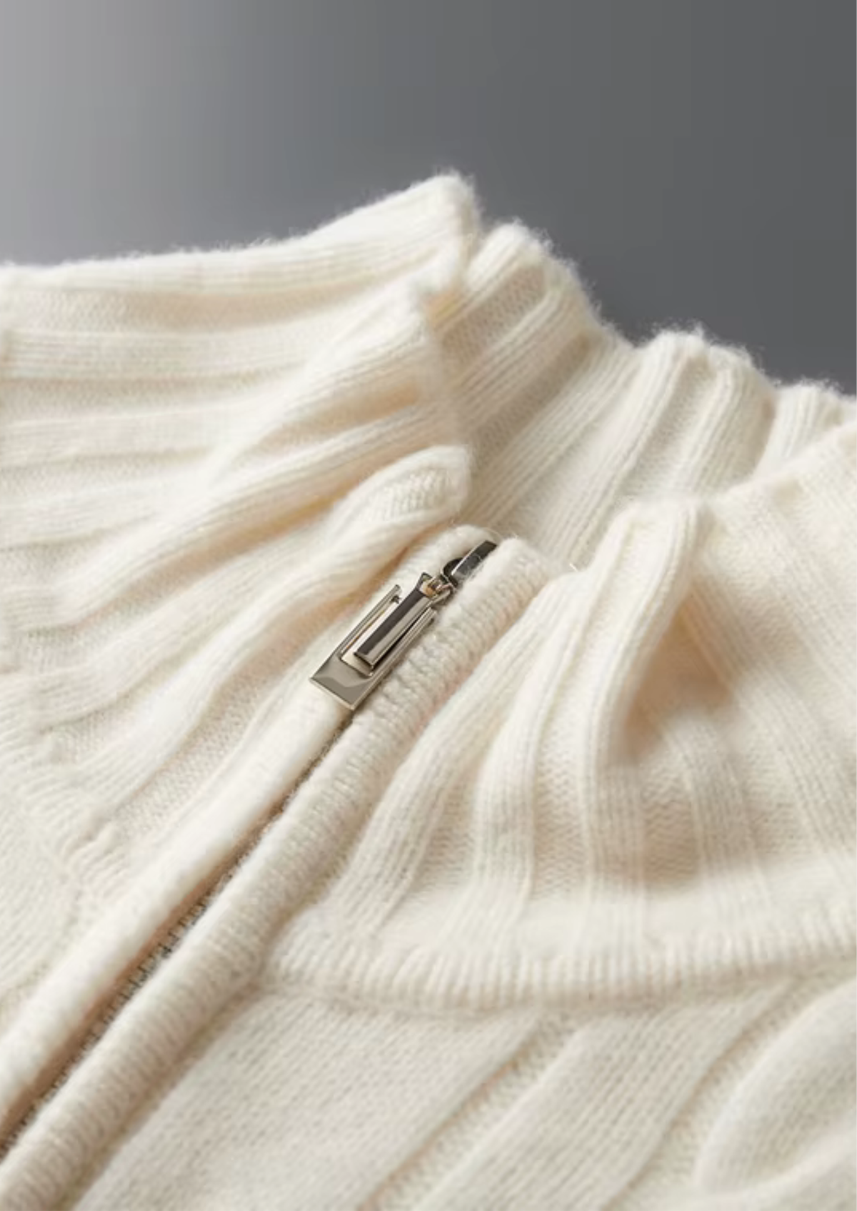 Pure Extra-Fine Merino Wool Dual-Zip Cable Cardigan | Roccella
