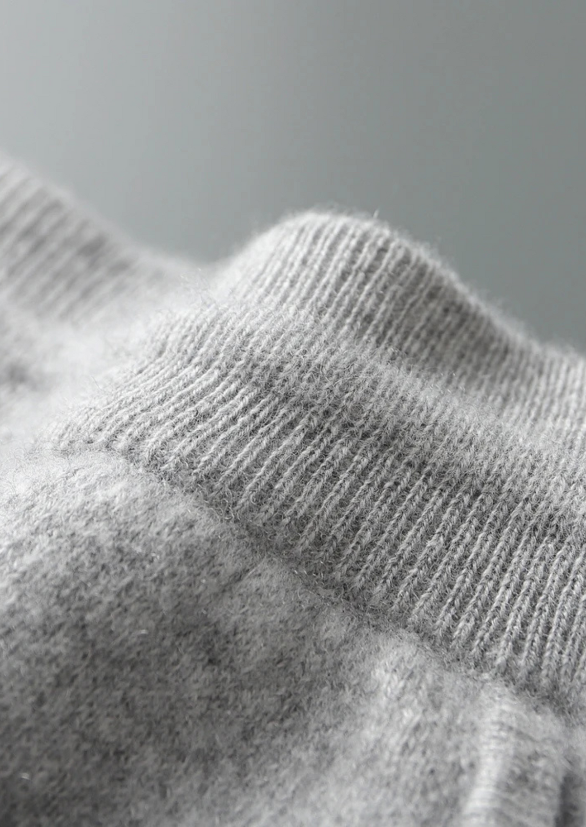 Premium Cashmere Light Gray Alain Leisure Set | Roccella
