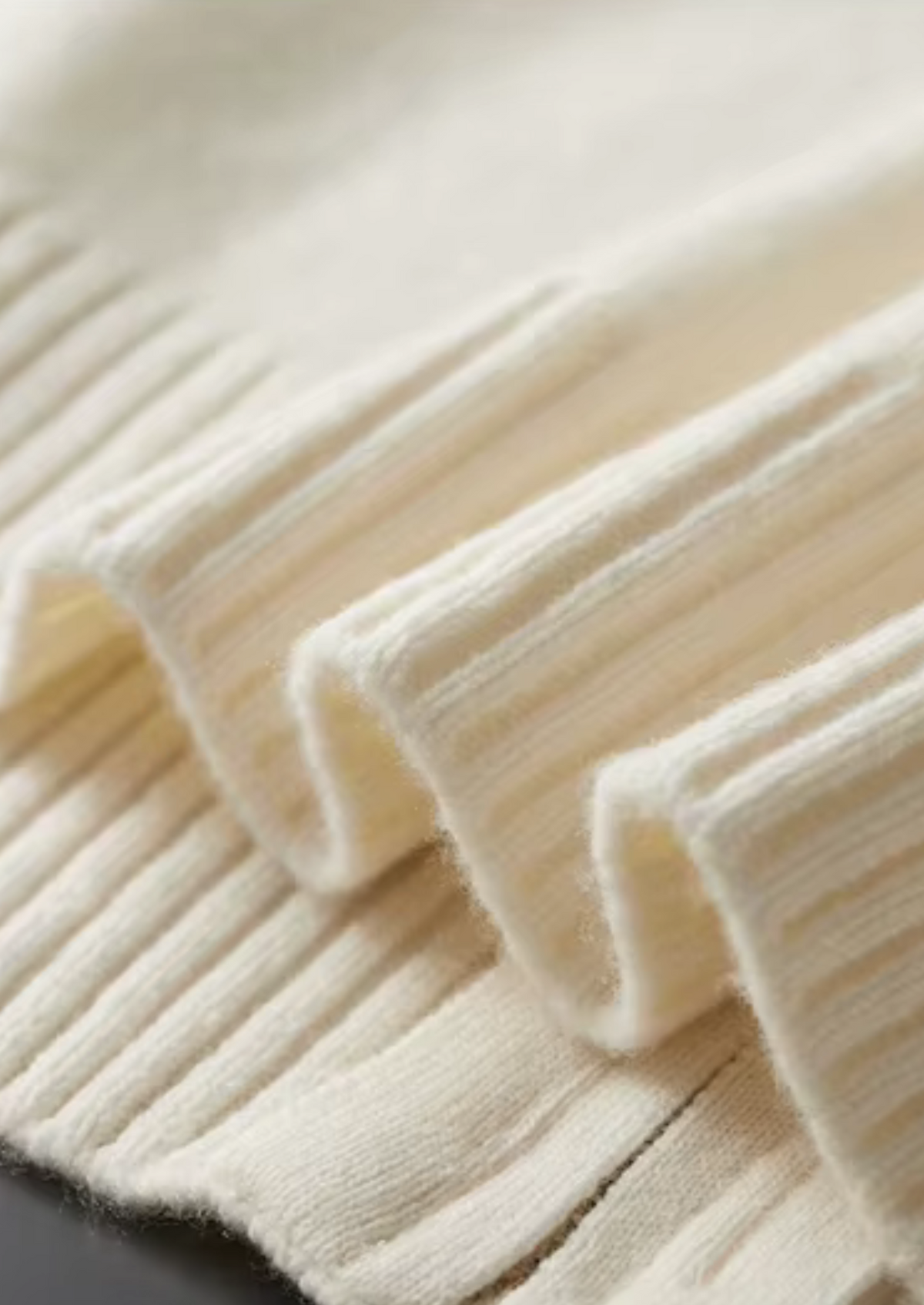 Pure Extra-Fine Merino Wool Two Tone Zip Cardigan | Roccella