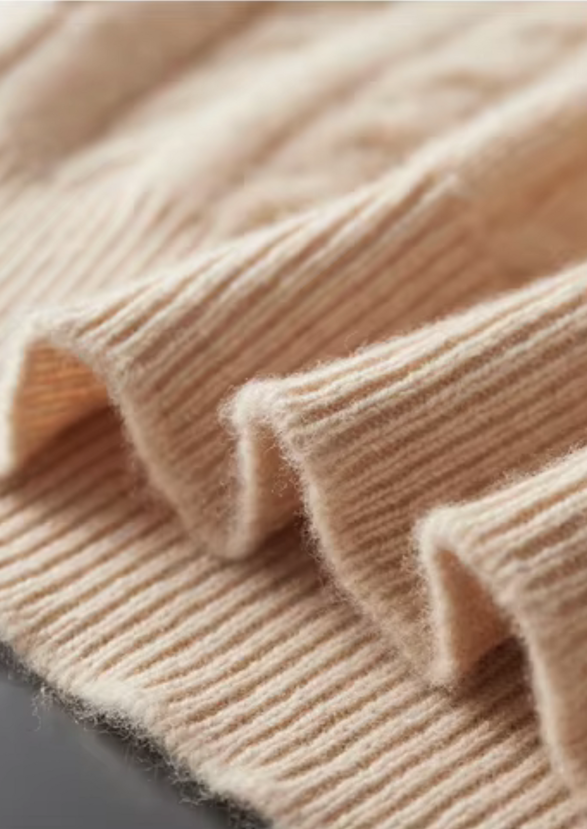 Pure Extra-Fine Merino Wool Cable Knit Henley Sweater | Roccella