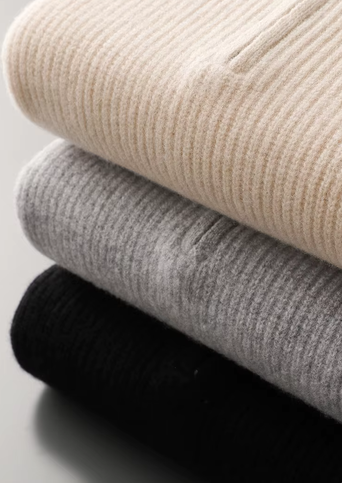 Pure Extra-Fine Merino Wool Half Zipper Hoodie | Roccella