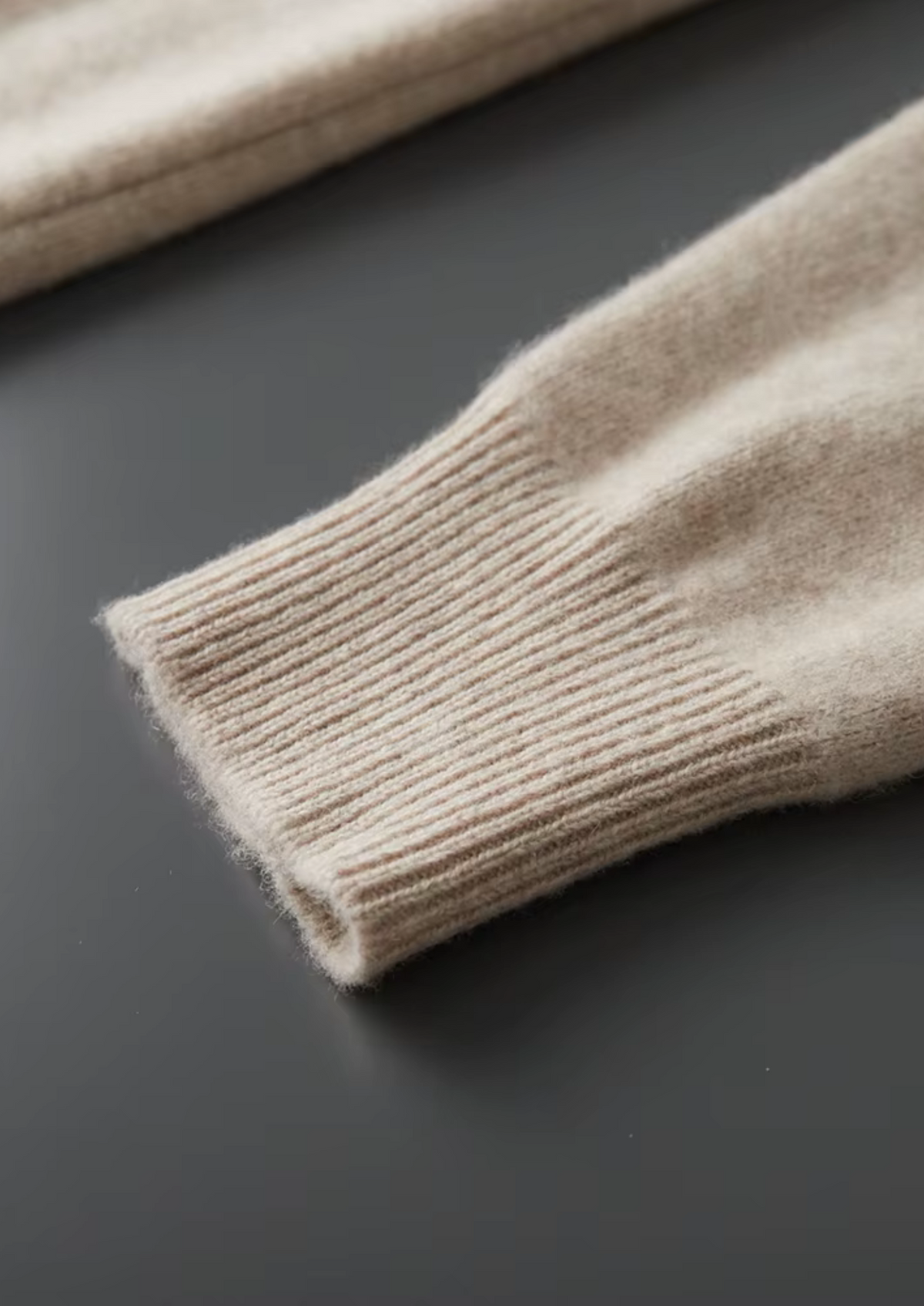 Pure Extra-Fine Merino Wool Button Hoodie | Roccella