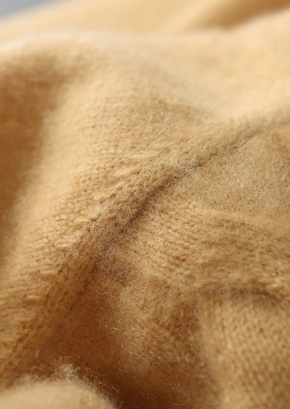 Premium Cashmere Cable Crewneck | Roccella