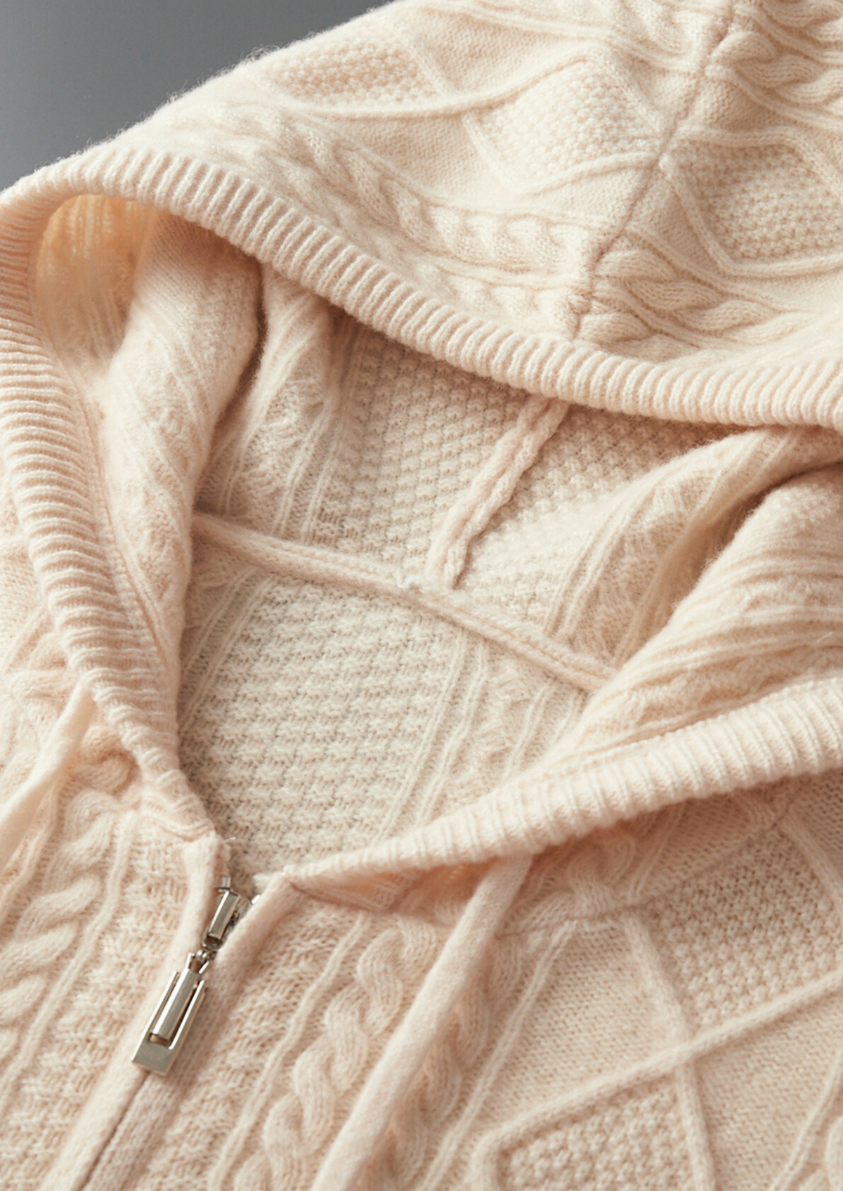 Pure Extra-Fine Merino Wool Wintertime Zipper Hoodie | Roccella