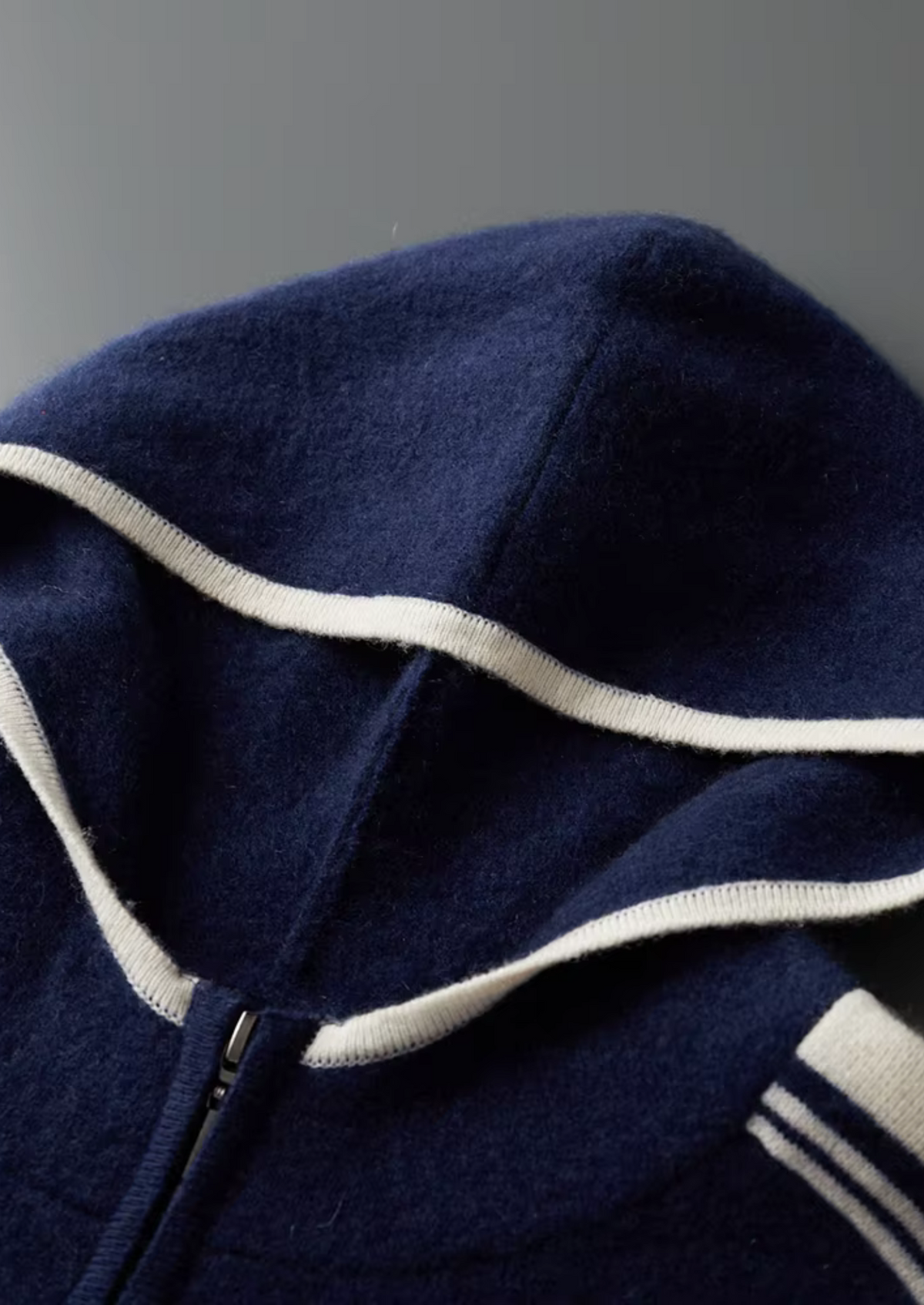 Pure Extra-Fine Merino Wool Navy Blue Damien Set | Roccella