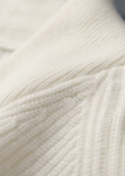 Premium Cashmere Ribbed V-Neck Sweater | Roccella