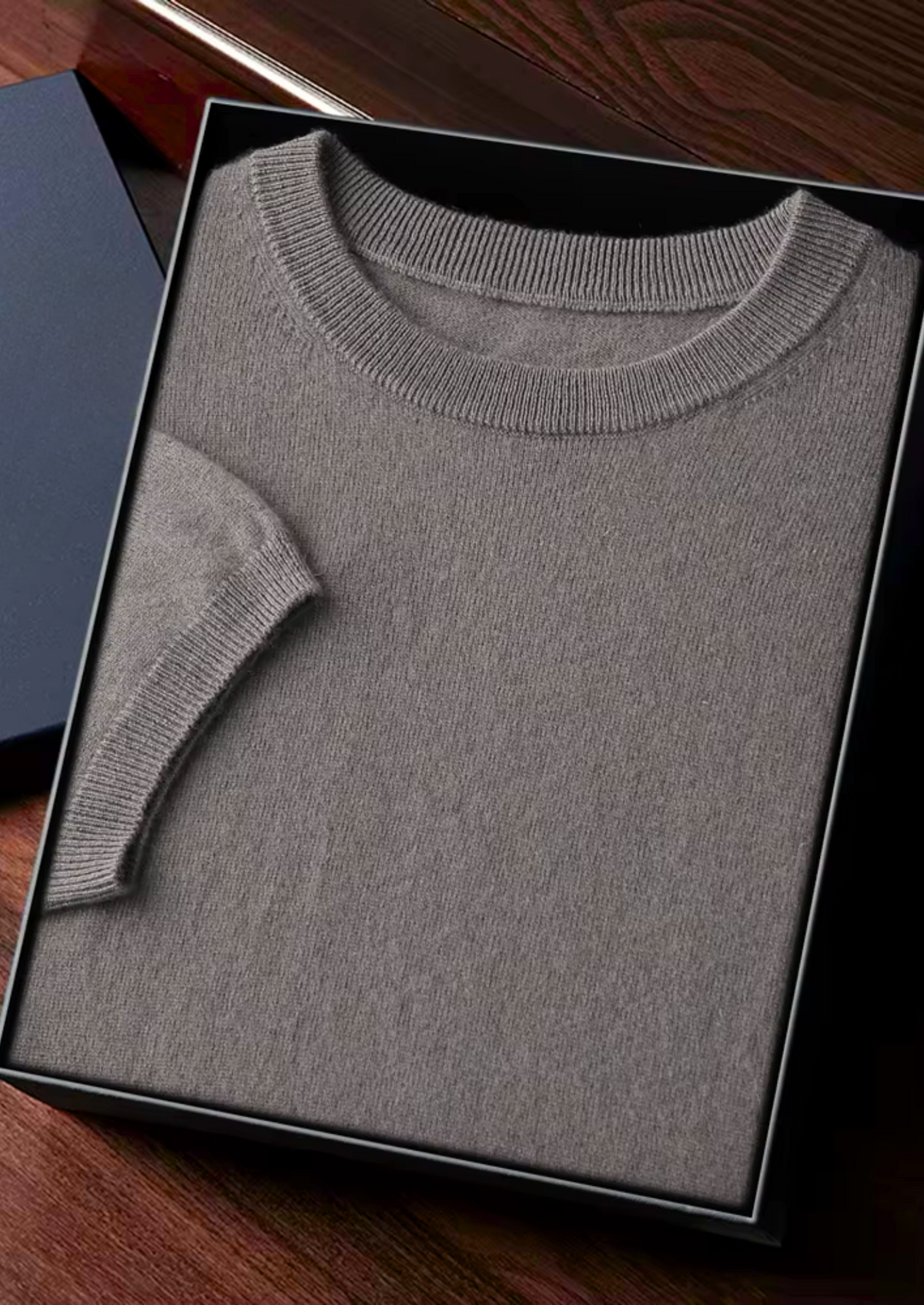 Premium Cashmere Classic Crewneck T-Shirt - Ashen Truffle | Roccella