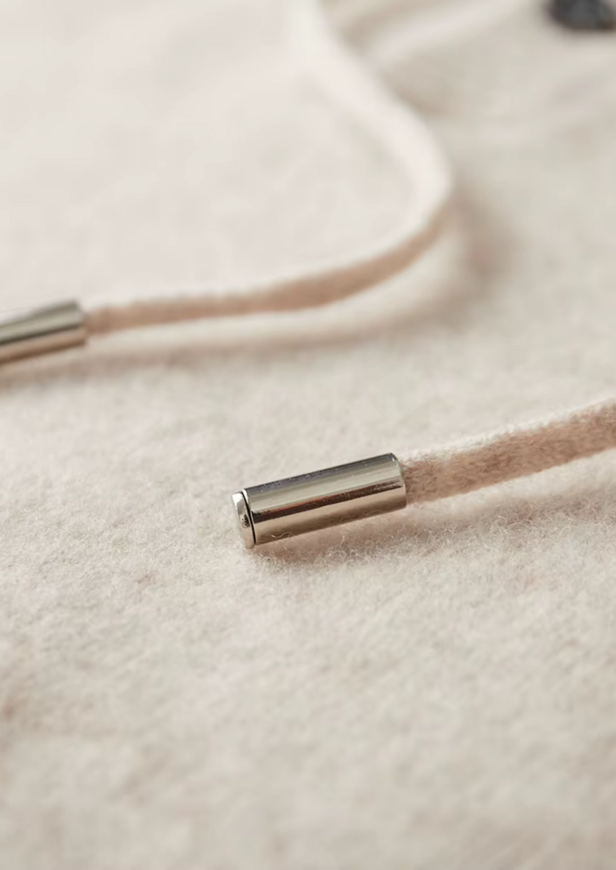 Pure Extra-Fine Merino Wool Button Hoodie | Roccella