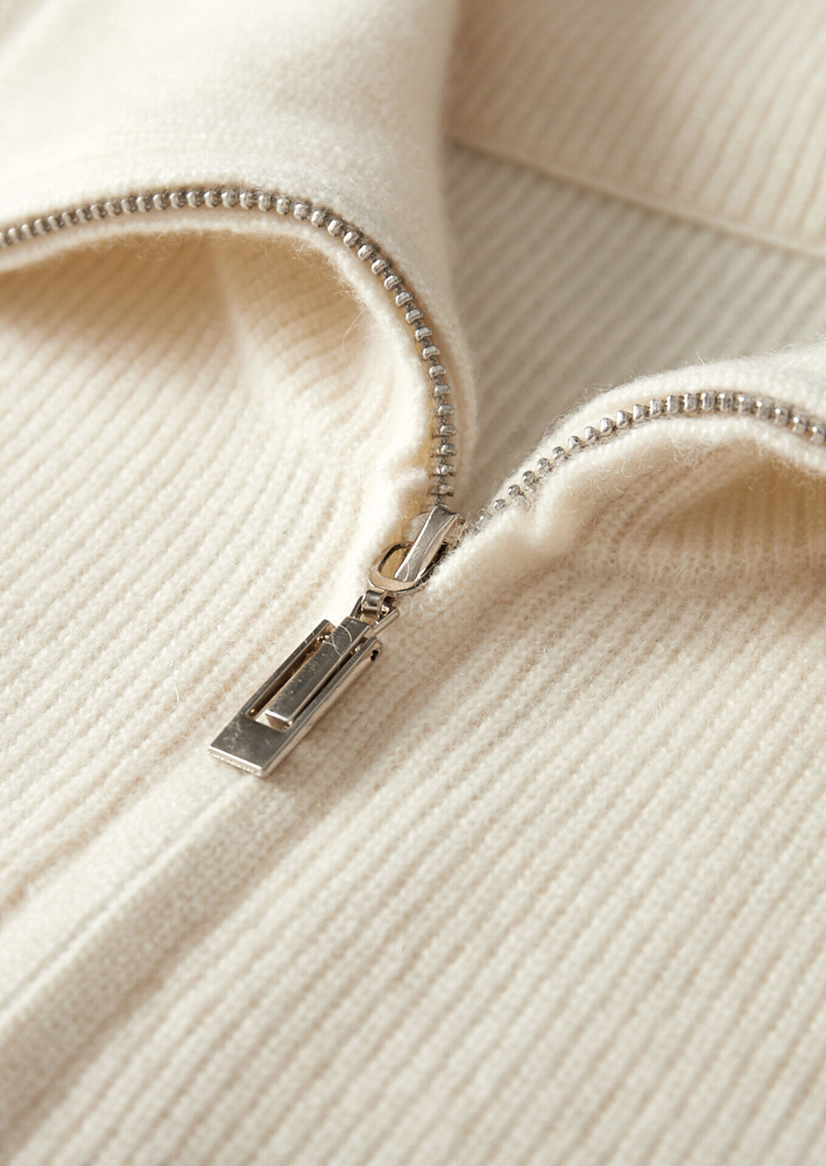 Pure Cashmere Ivory Body Warmer Vest | Roccella