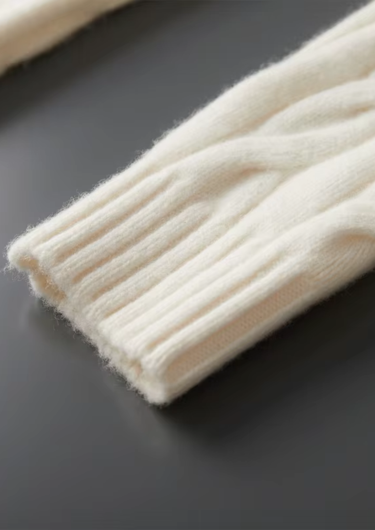 Pure Extra-Fine Merino Wool Dual-Zip Cable Cardigan | Roccella