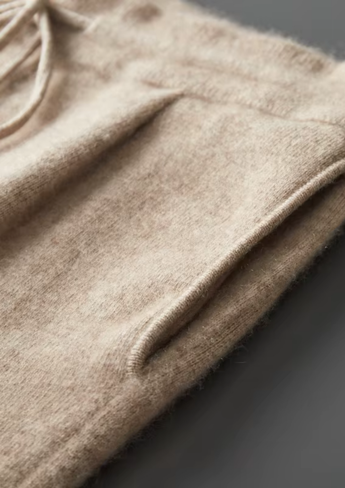 Premium Cashmere Pleated Trousers | Roccella