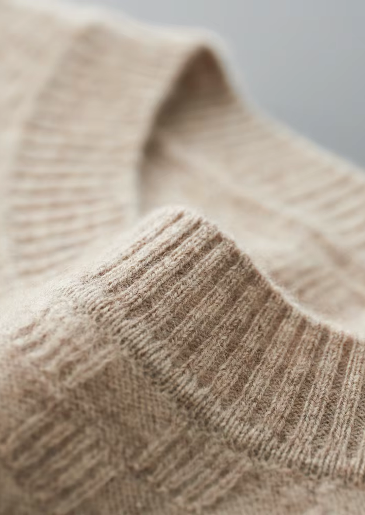 Premium Cashmere Textured Crewneck | Roccella