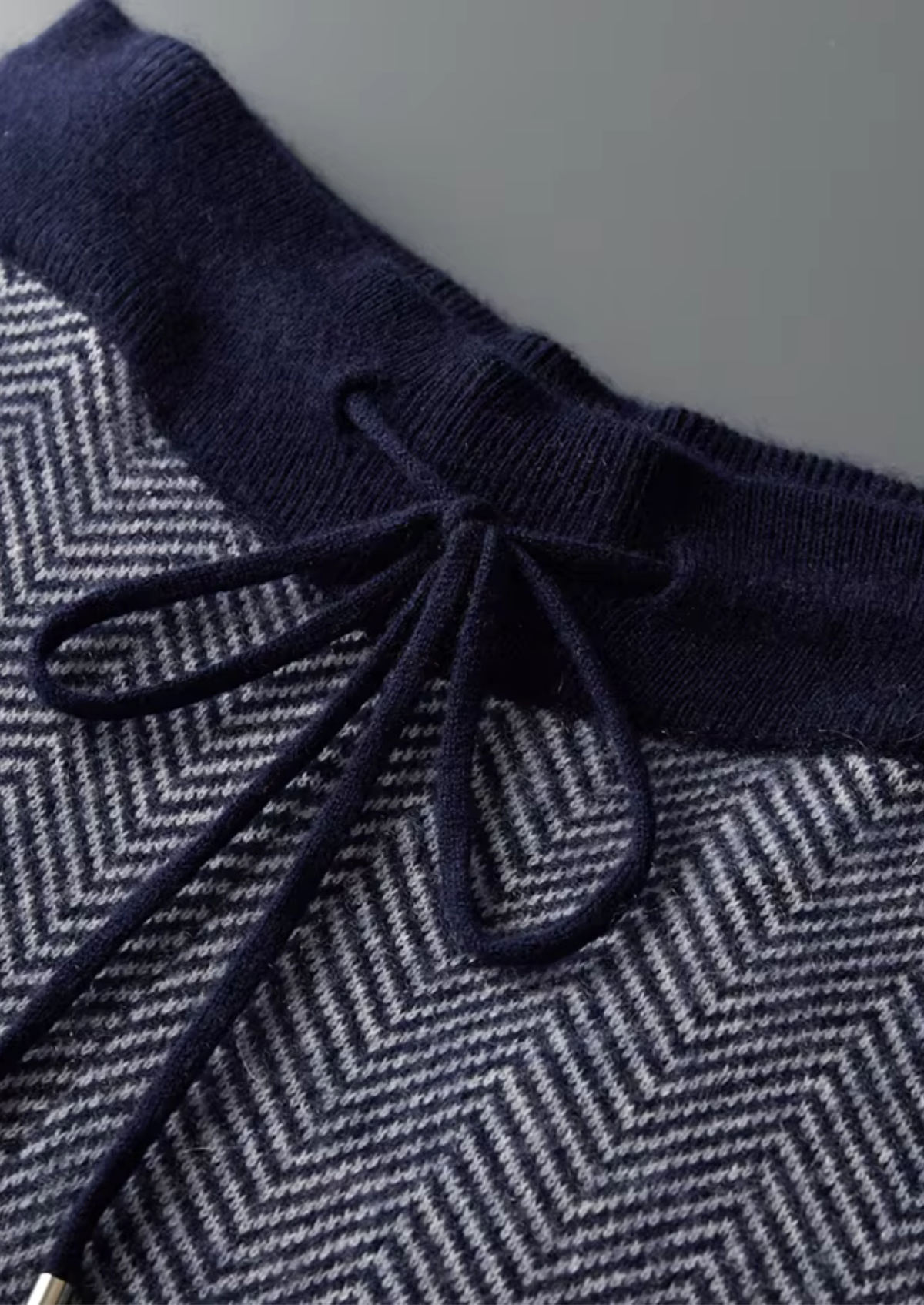 Pure Extra-Fine Merino Wool Navy Blue Herringbone Set | Roccella