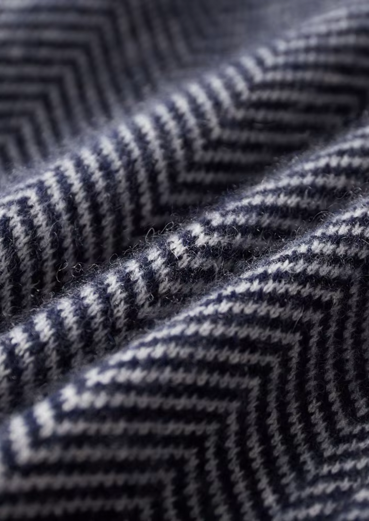 Pure Extra-Fine Merino Wool Navy Blue Herringbone Set | Roccella