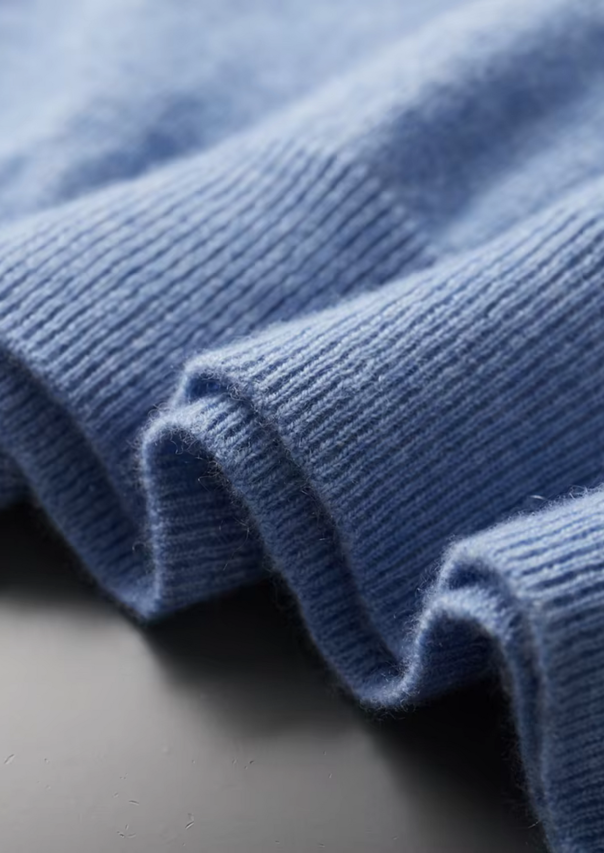 Premium Cashmere Mock Neck T-Shirt | Roccella